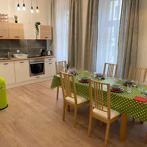  Апартаменты Gesamte Fuer 6 Personen Австрия